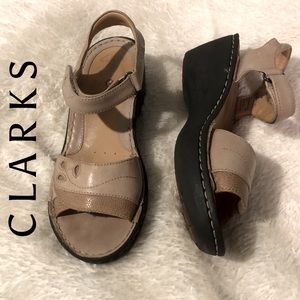 CLARKS Artisan Unstructured Sandal: teardrop cutouts & loop velcro closure.💝